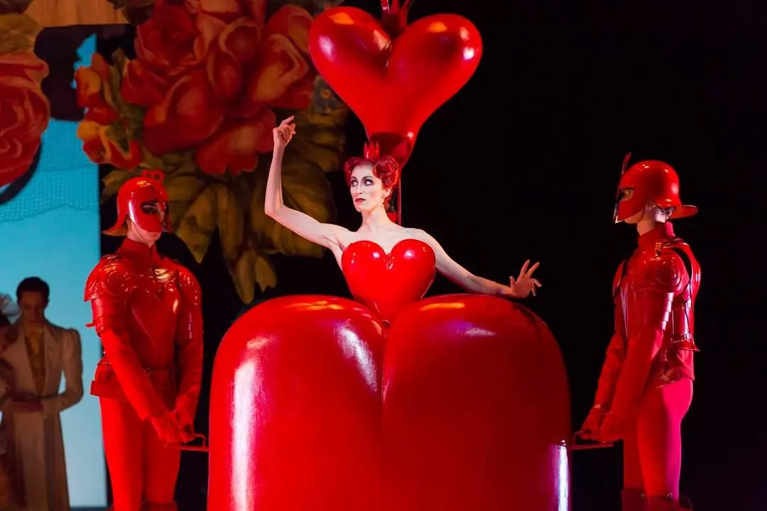 Itziar Mendizabal as the Queen of Hearts

ALICE by Wheeldon,      , Choreography - Christopher Wheeldon , Designs - Bob Crowley, Lighting design - 
Natasha Katz, The Royal Ballet 2013, Credit: Johan Persson/