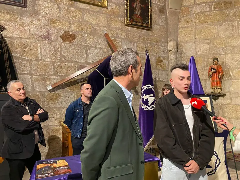 La Cofradía de Jesús del Vía Crucis presenta su cartel anunciador