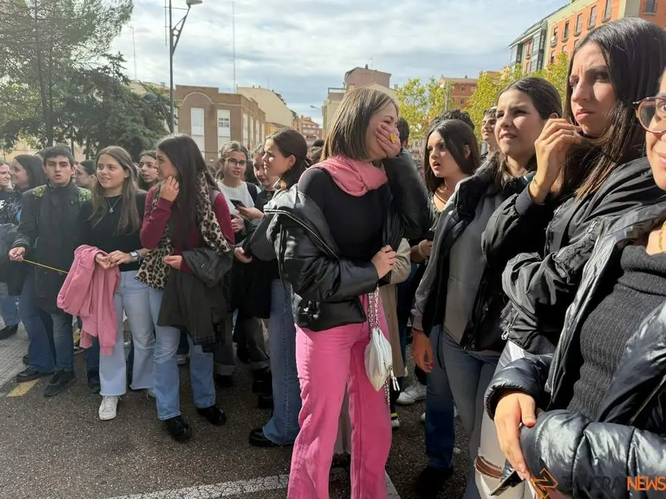 Estudiantes manifestandose EBAU_3