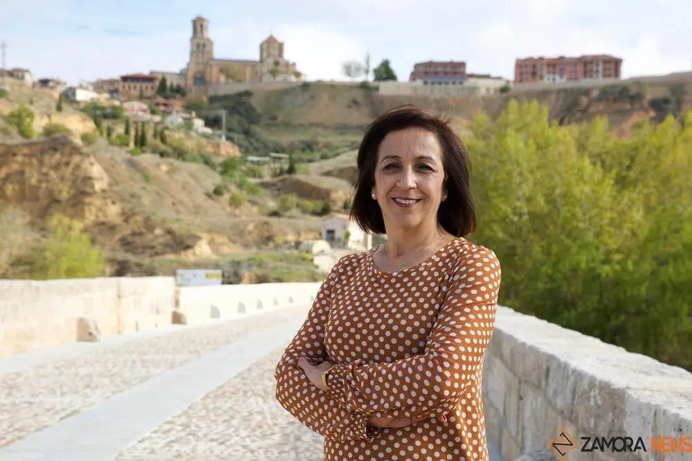 ángeles medina alcaldesa de toro