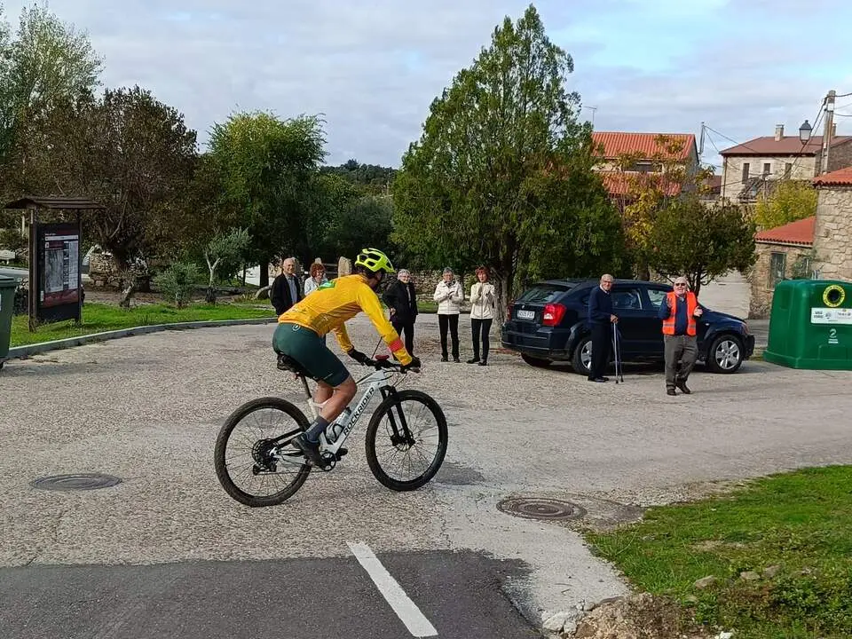 Imagen de WhatsApp 2024-10-20 a las 22.43.48_c77ae005