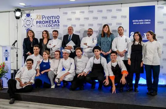 Jurado y finalistas de la anterior edición, XII Premio Promesas de la alta cocina de Le Cordon Bleu Madrid.