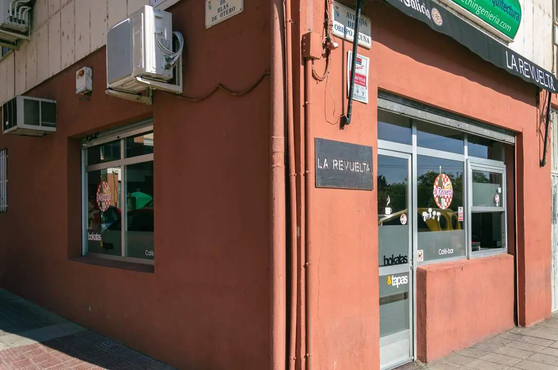 Bar La Revuelta (2)