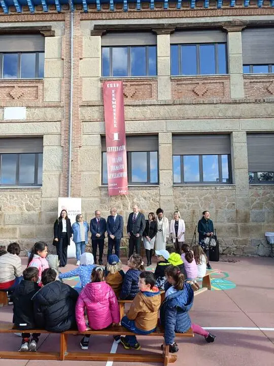celebración del Centenario del CEIP Fermoselle (4)