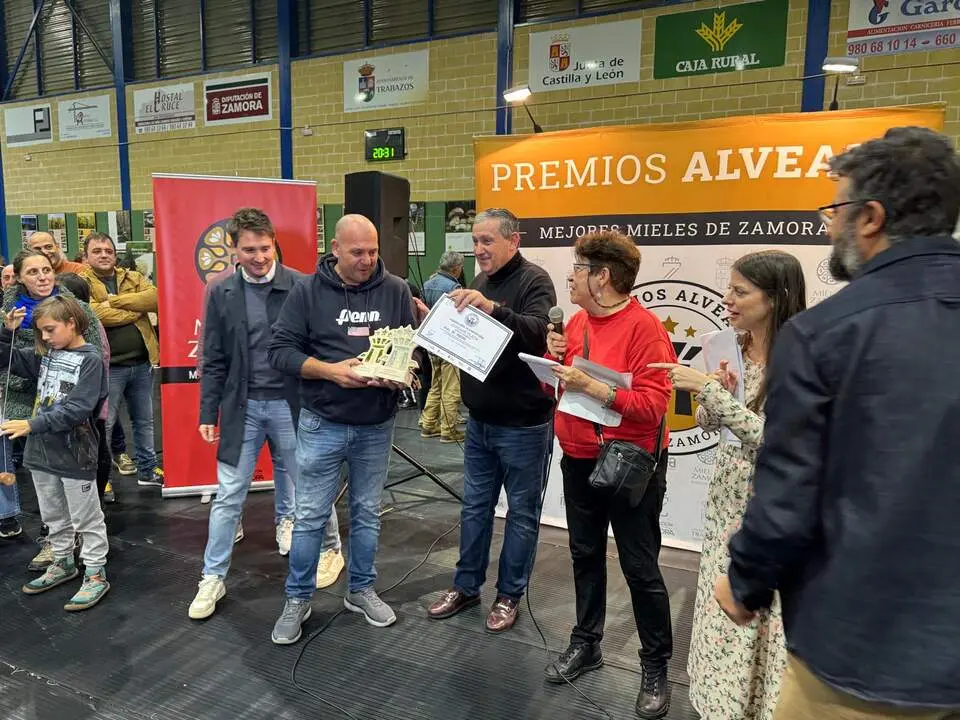 Premios Miel Zamora