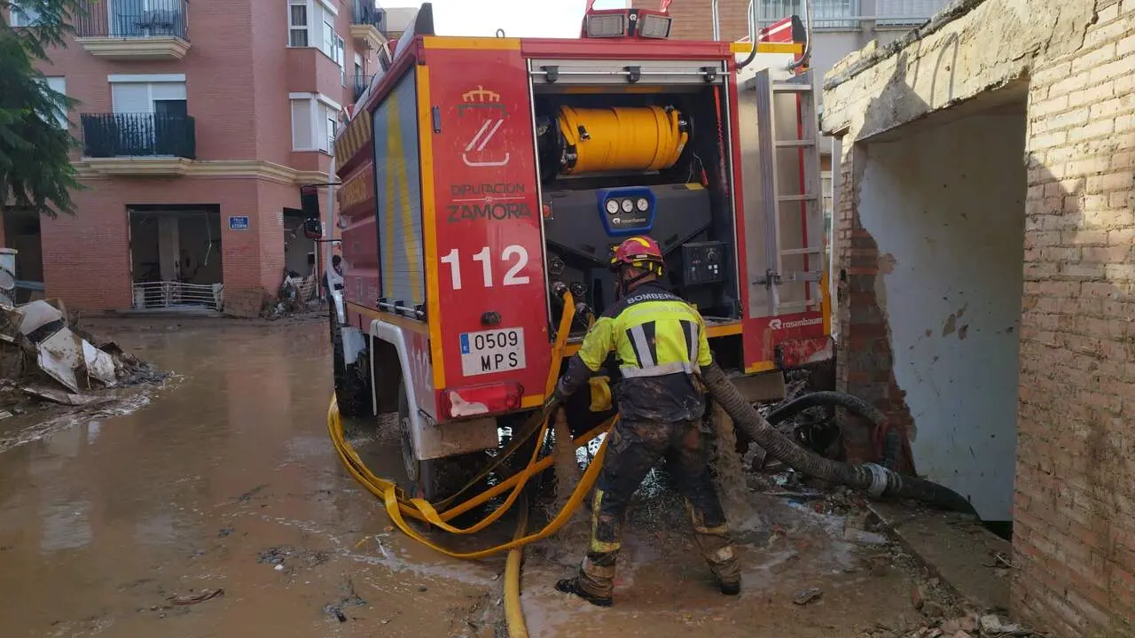 Bomberos y Maquinaria de Zamora (3)