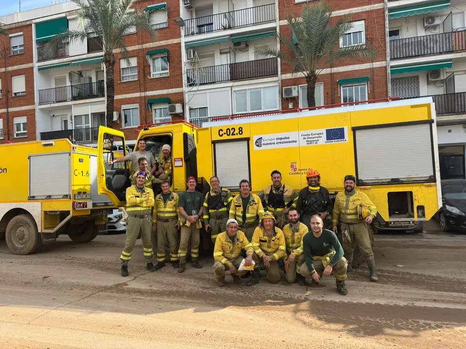 Bomberos forestales de Zamora colaboran en los trabajos de emergencia en Picaña y Paiporta