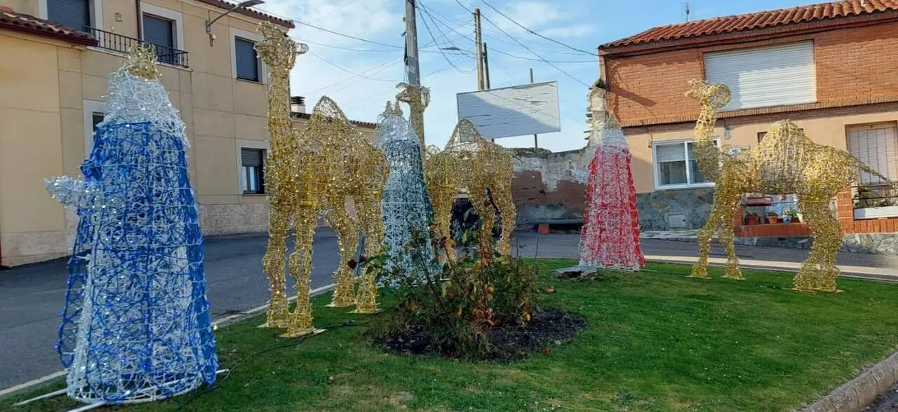 decoración Navideña de los tres Reyes Magos y sus camellos
