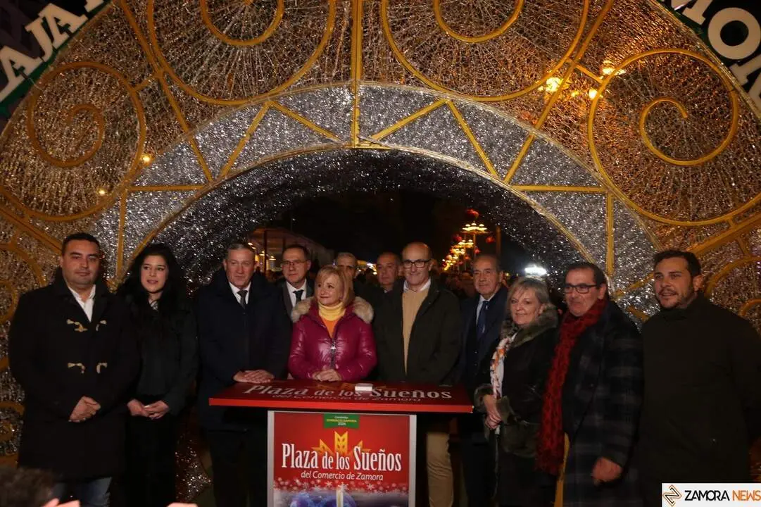 Encendido de las luces de Navidad en La Marina