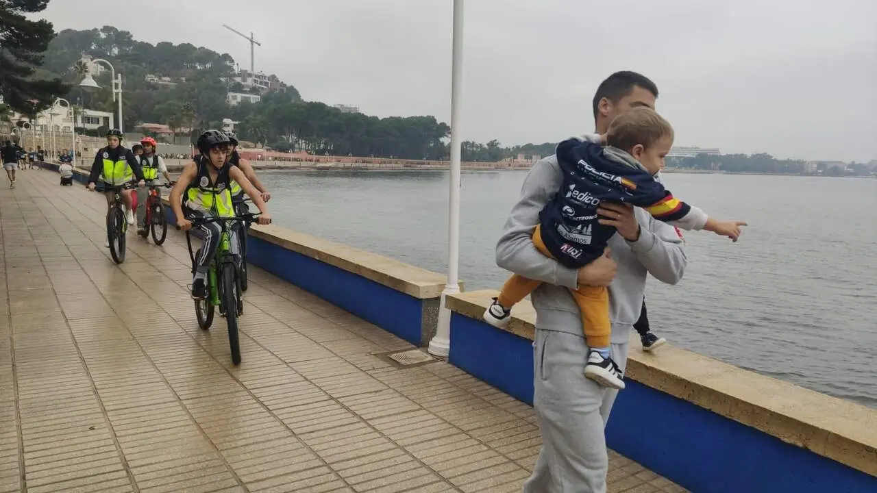Más de 1.300 personas corren por Luca en Denia