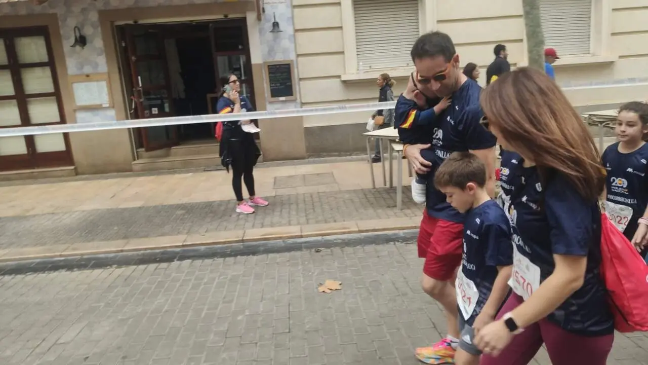 Más de 1.300 personas corren por Luca en Denia