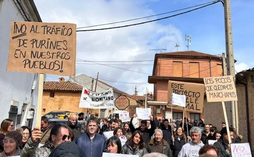 Foto manifestcion Plantas Biogas - Vega de Tera