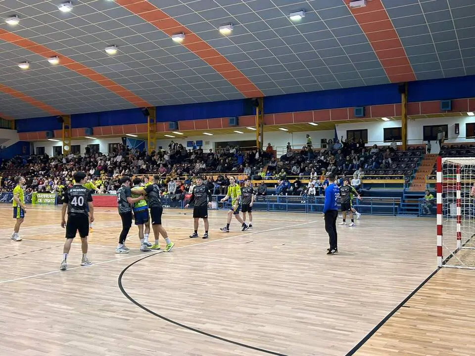 BM Zamora vs Camargo