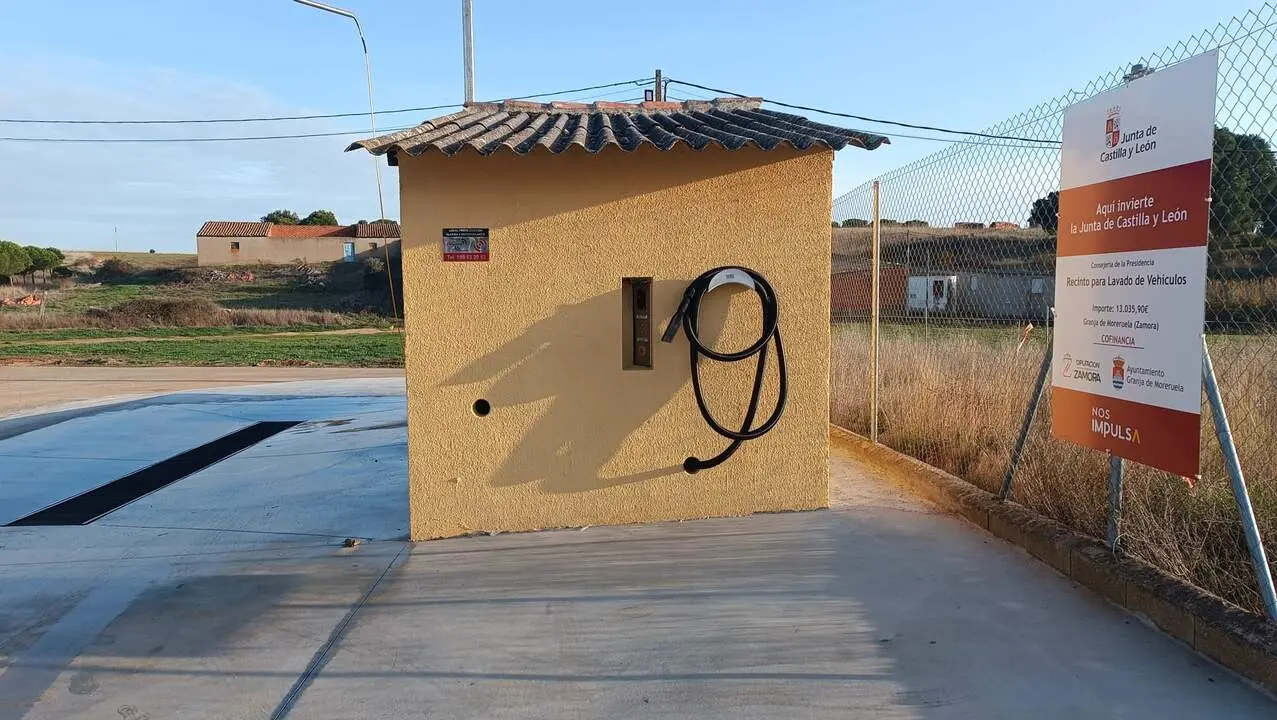 Granja de Moreruala, lavadero de coches