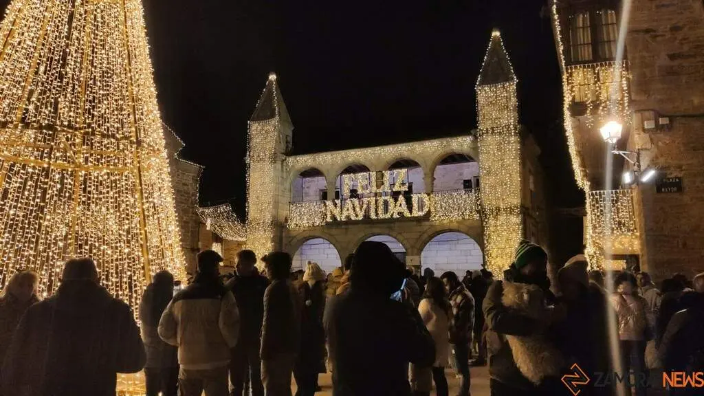 luces de Navidad en Puebla de Sanabria _16