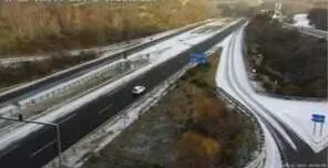 La A-52 se cubre de nieve