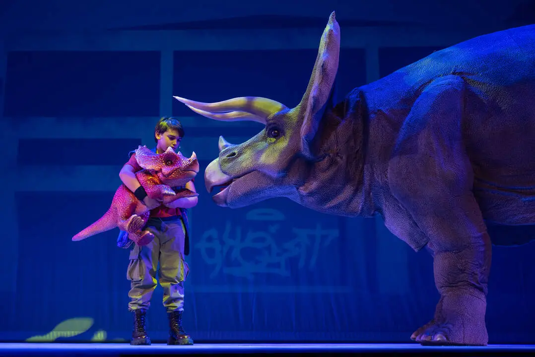 imagen dinos y princesas