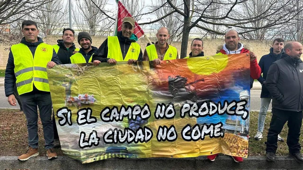 manifestación sector agrario en Valladolid. IMAGEN CEDIDA  (3)