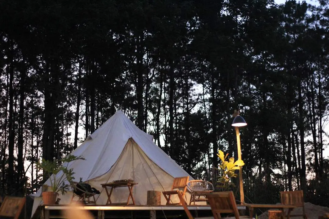 glamping-6490987_1280 (1)