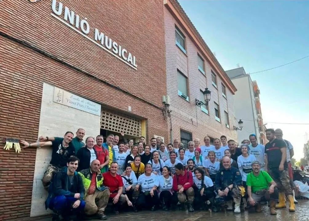 concierto solidario celebrado en el teatro Reina Sofía de Benavente