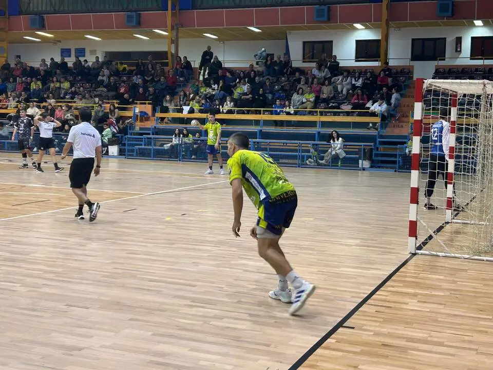 BM Zamora vs Cuatro Valles