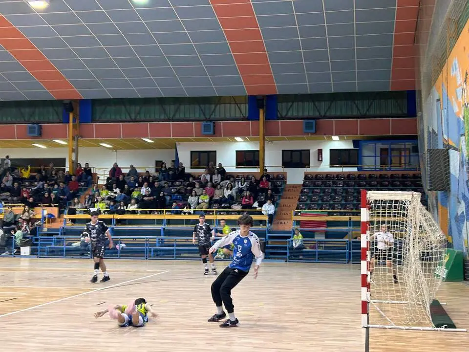 BM Zamora vs Cuatro Valles