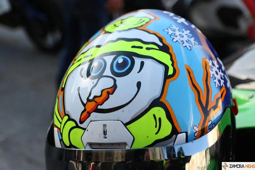 La Papanoelada Motera toma la Plaza Mayor de Zamora