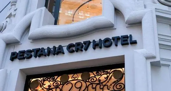 Hotel Cristiano Ronaldo. Por Oficina de Empleo