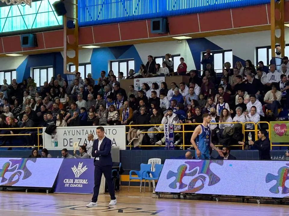 CB Zamora vs Oviedo