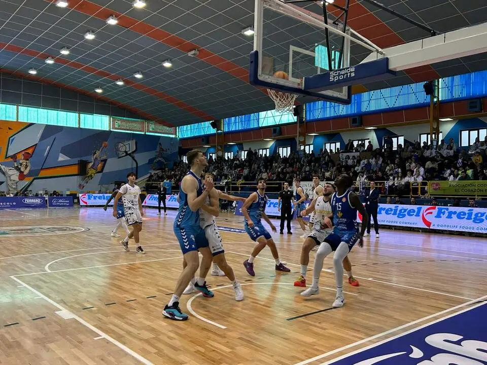 CB Zamora vs Oviedo