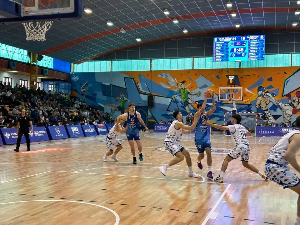 CB Zamora vs Oviedo