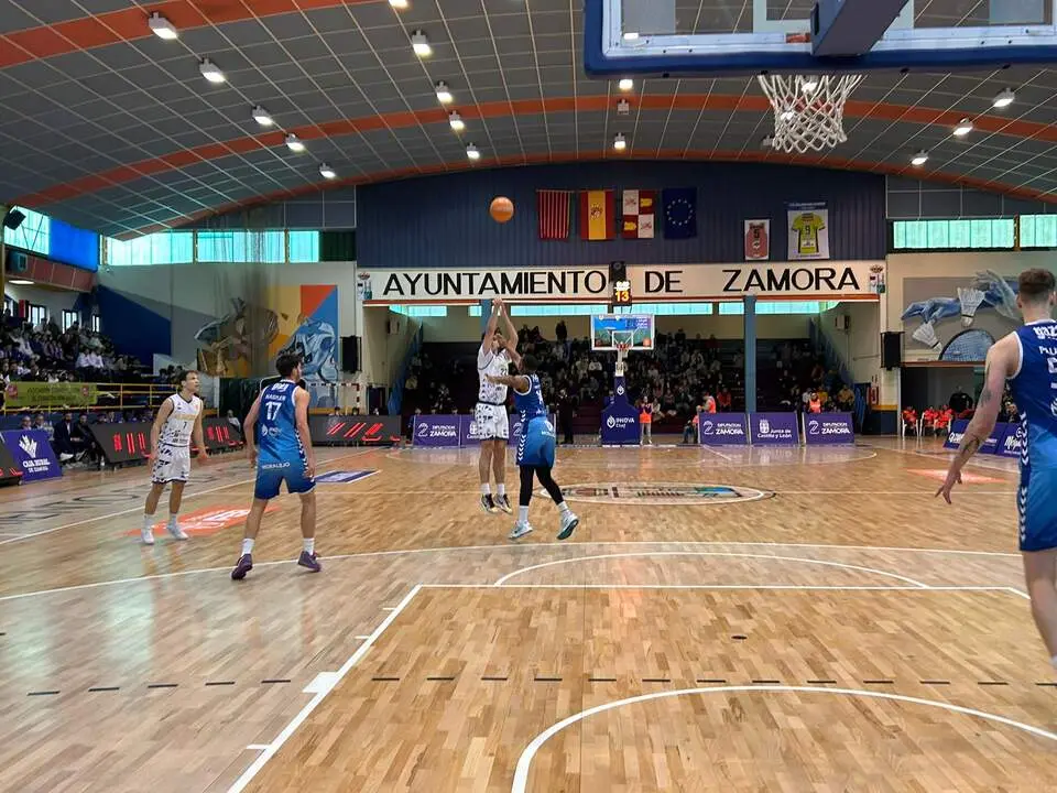 CB Zamora vs Oviedo