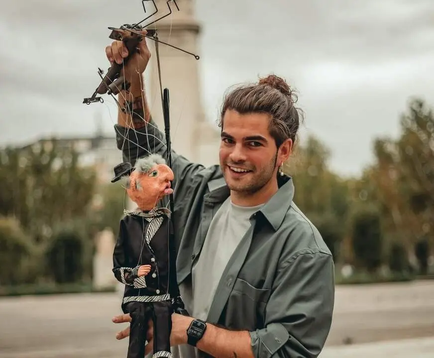 Marionetas con Mario Ezno