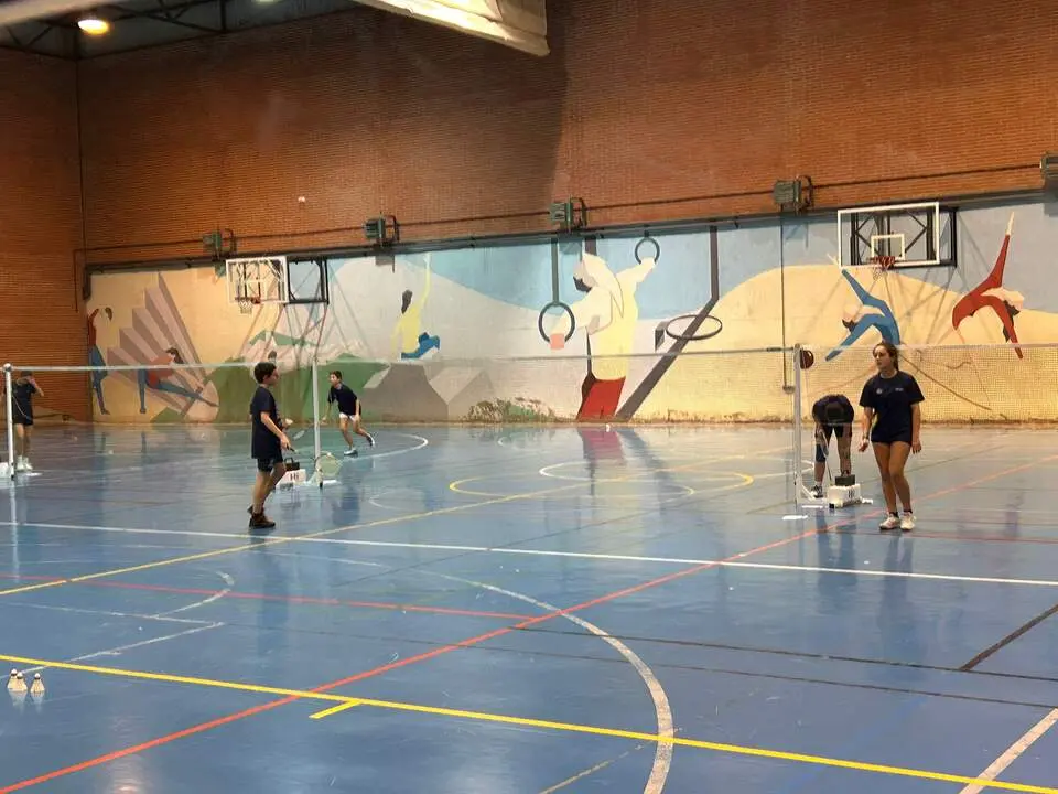 Bádminton. 
