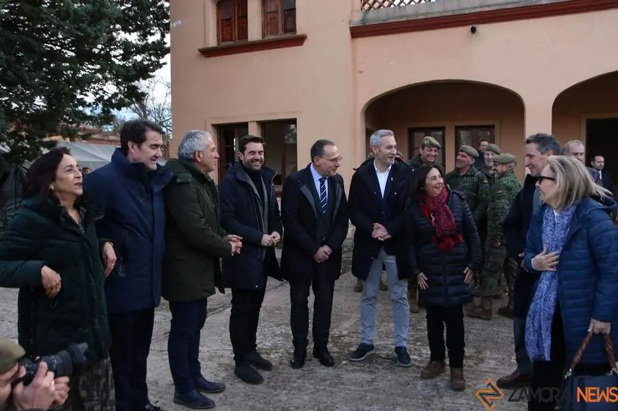 Margarita Robles visita Monte la Reina _36