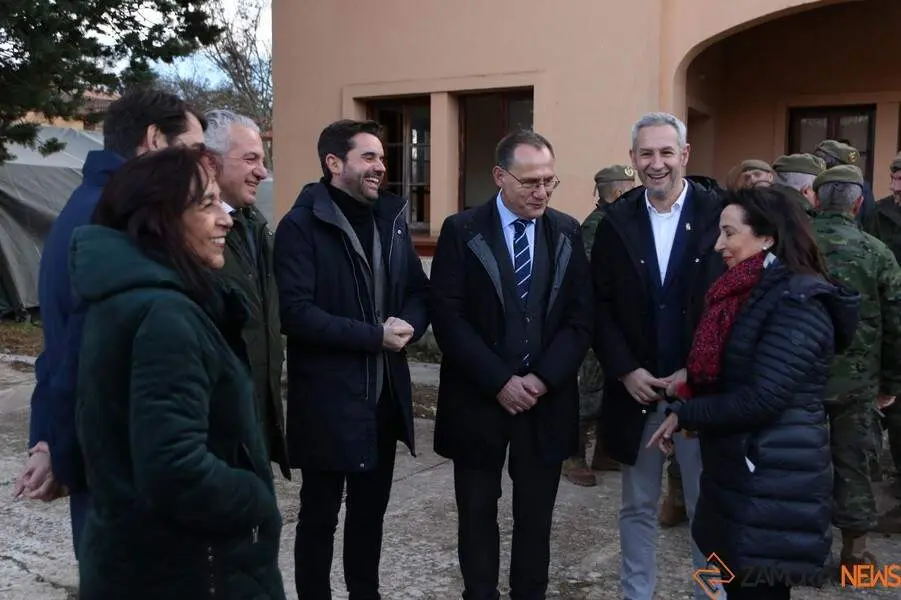 Margarita Robles visita Monte la Reina _37