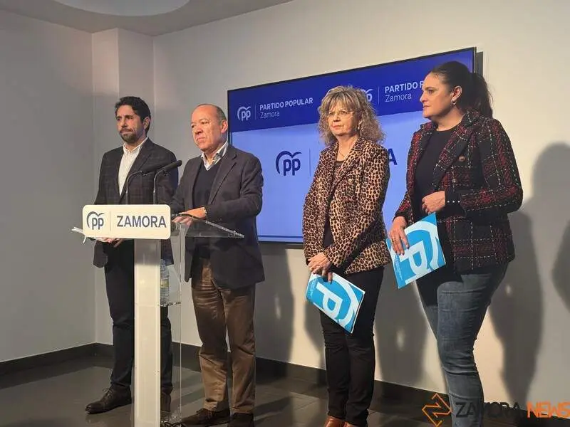 José María Barrios, Elvira Velasco, Natalia Ucero y Óscar Ramajo_2