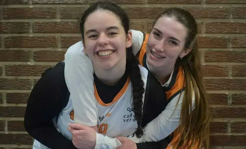 Paula Casado y Naila Palmero