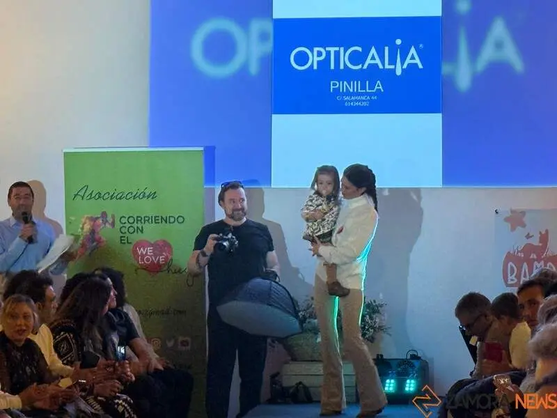 desfile de moda solidario en Zamora 