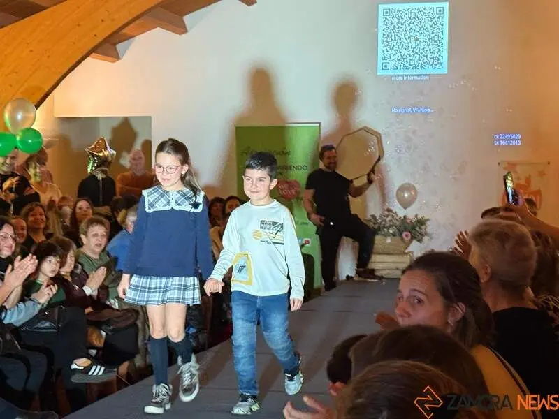 desfile de moda solidario en Zamora _17