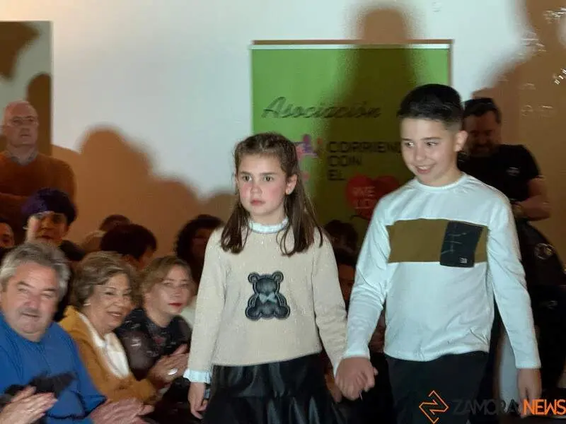 desfile de moda solidario en Zamora _18