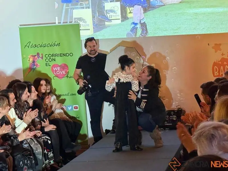 desfile de moda solidario en Zamora _29
