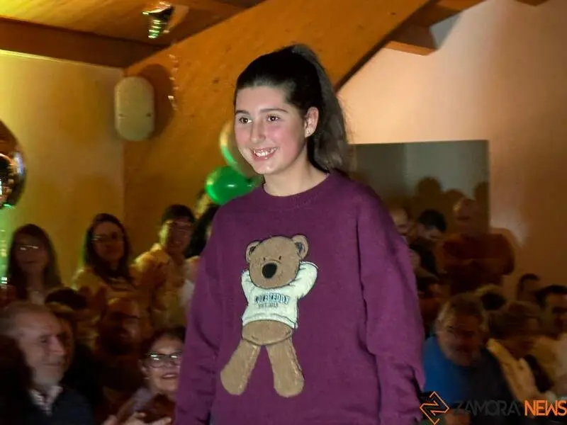 desfile de moda solidario en Zamora _37