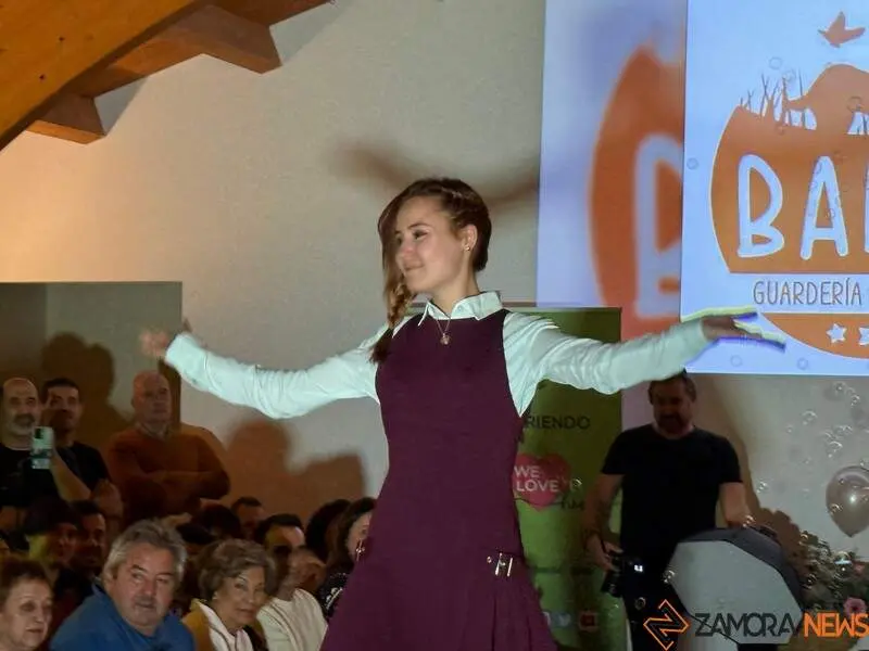 desfile de moda solidario en Zamora _41