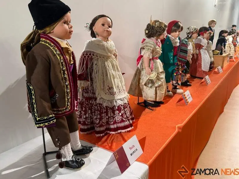 Exposición de Indumentaria Tradicional Española a Escala_9
