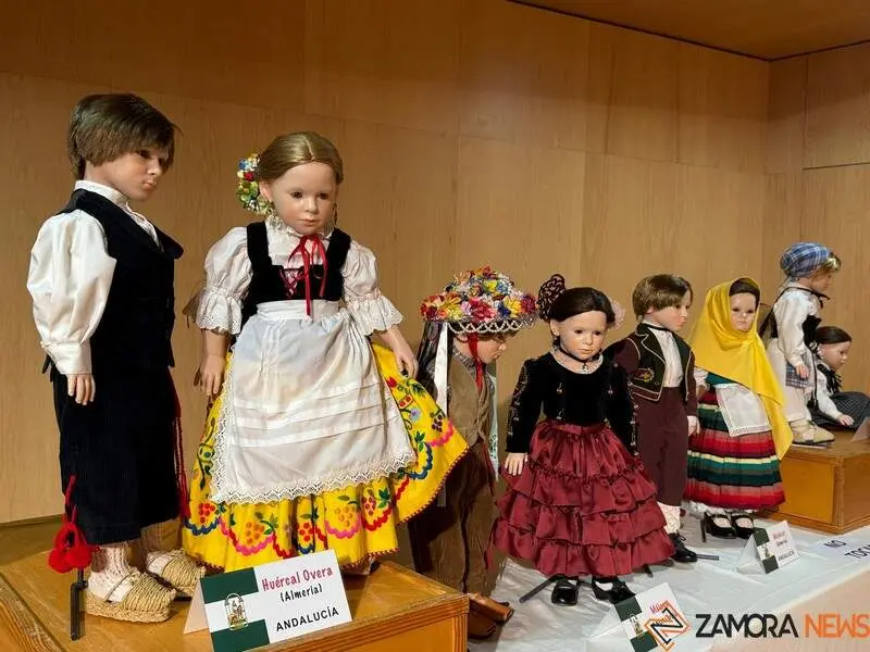 Exposición de Indumentaria Tradicional Española a Escala_14