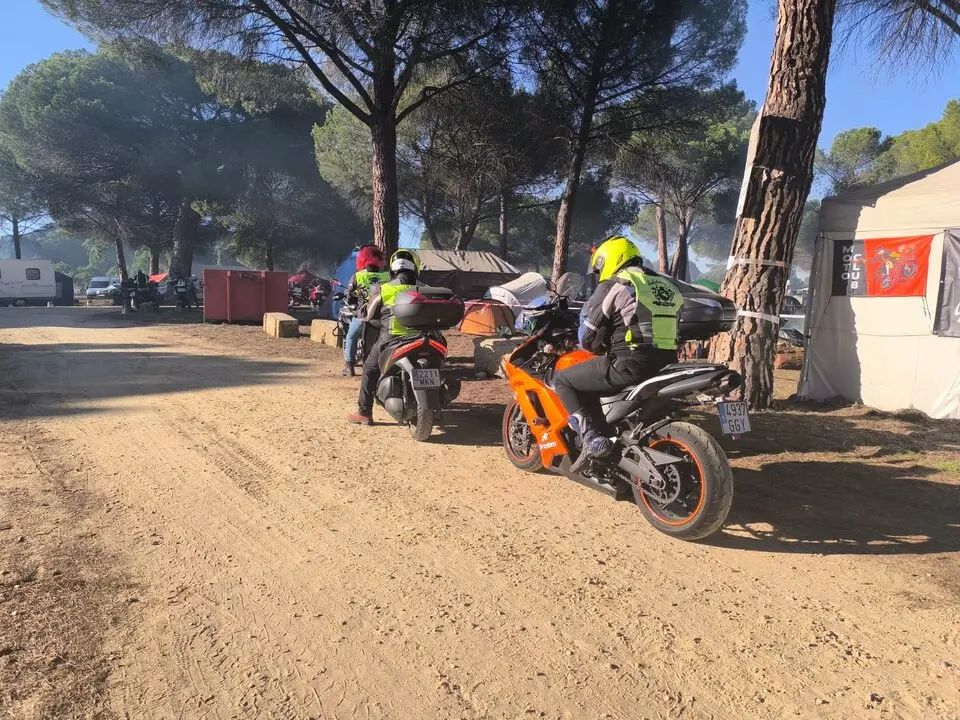Tribus moteras zamoranas unidas en Motauros