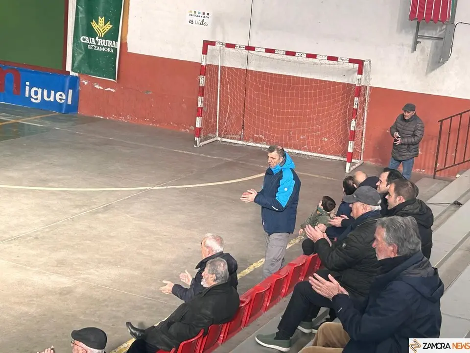San Atilano y San Cosme, Pelota Mano