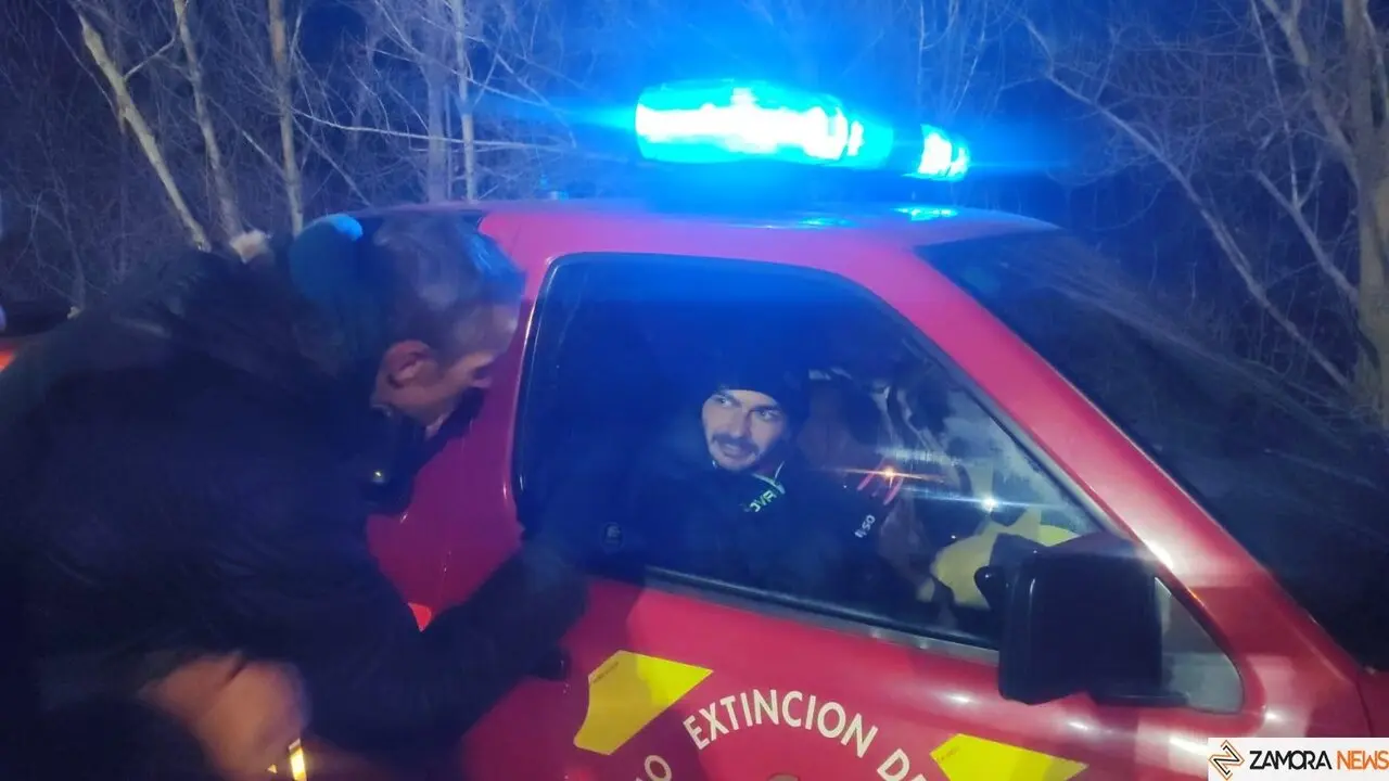 Los bombero hicieron la evacuación a su casa ya que no se había previsto el llevarlo