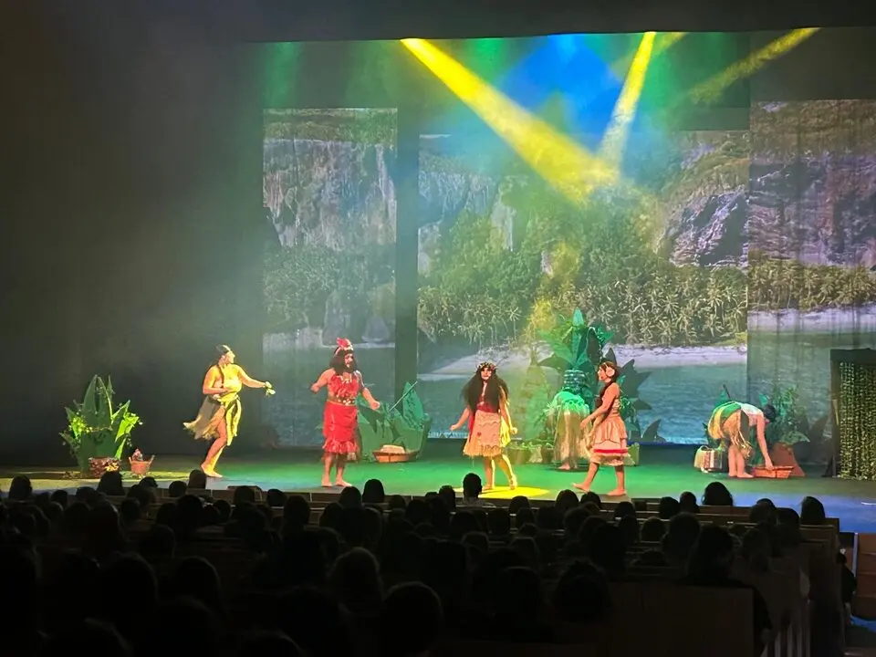 El musical Vaiana llena el Teatro Ramos Carrión